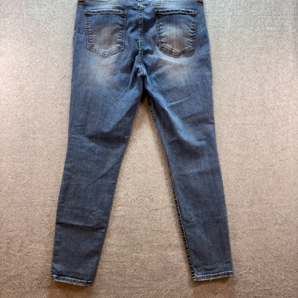 KUT Connie Ankle Skinny Jeans Womens 12 Whiskers Faded Washout Fray Holes Logo - Picture 10 of 12